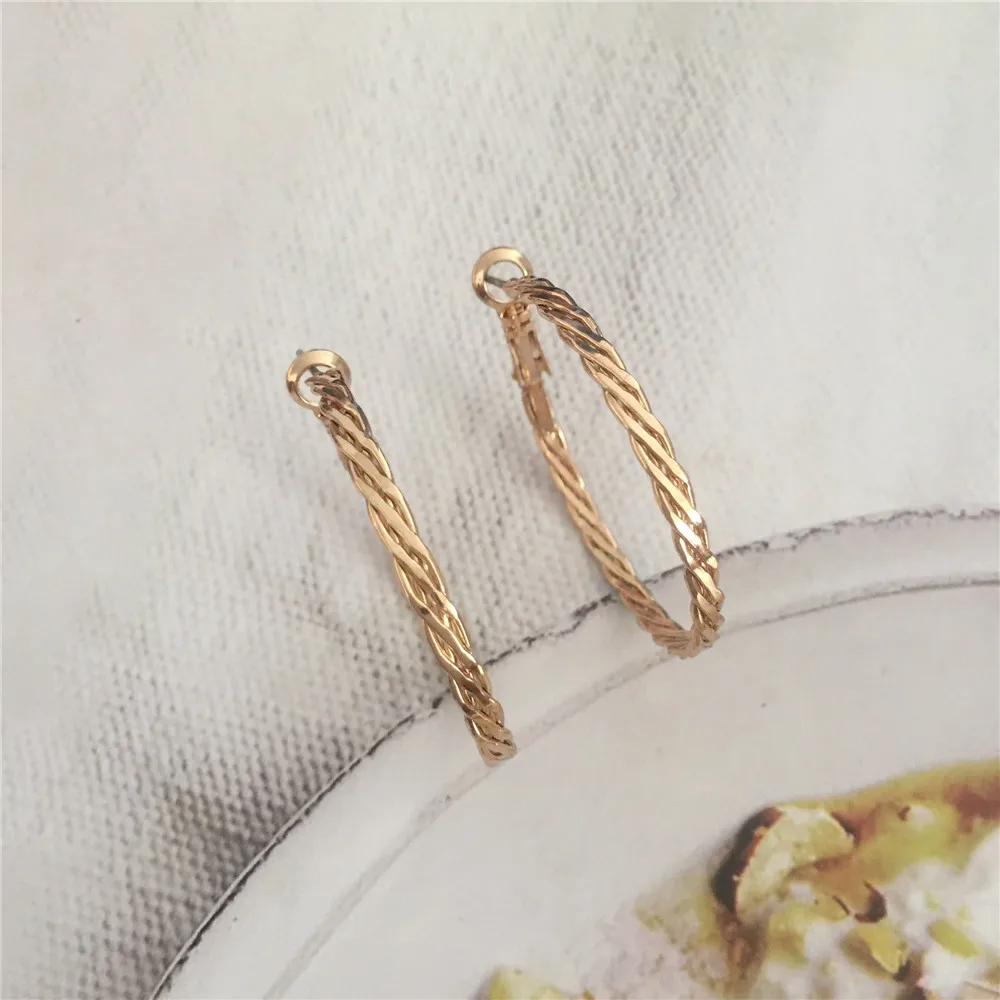 New Vintage Daily Fashion Jewelry Three Line Woven Circular Earrings Gold Color Flat Hoop Earrings