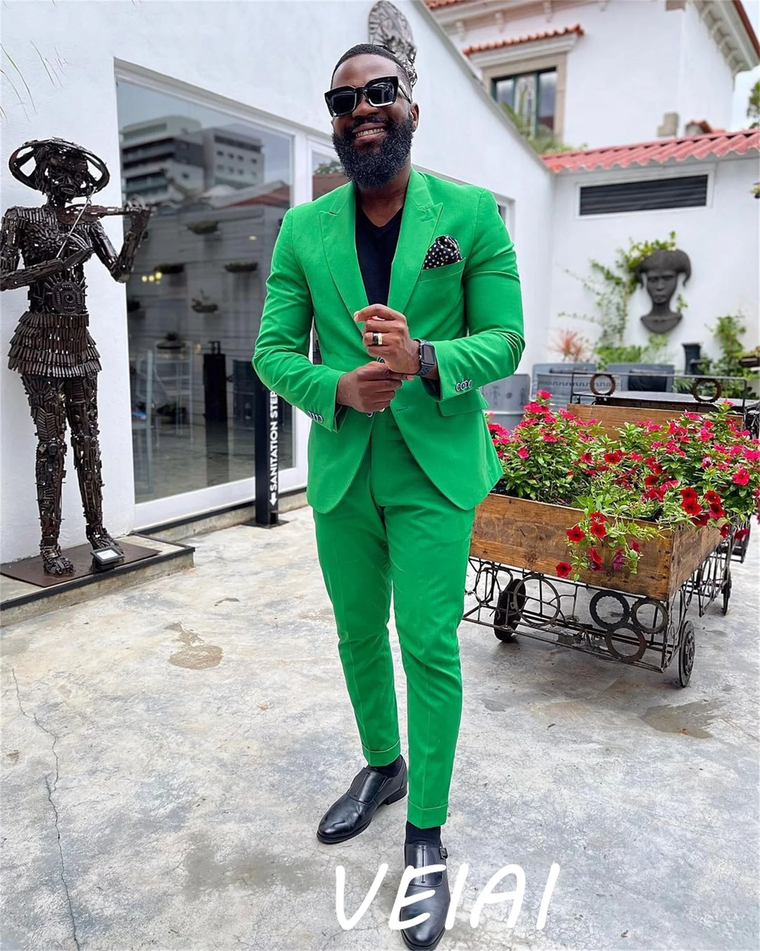 Trajes personalizados de color verde esmeralda para hombre, conjuntos de 2 piezas con solapa en pico y una botonadura, esmoquin, traje de boda para novio, traje para hombre