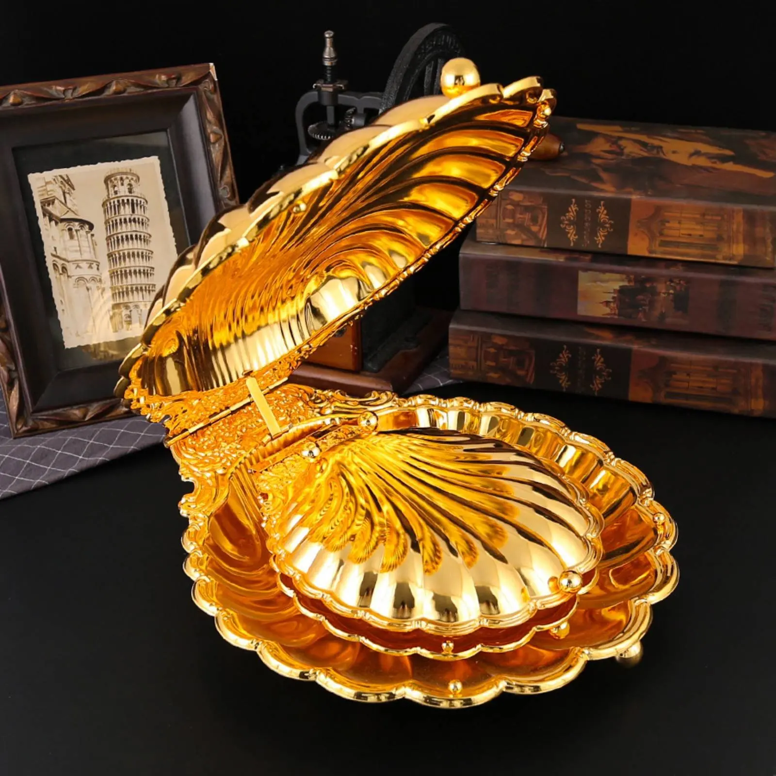 

Золотая декоративная коробка для конфет в форме ракушки, элегантный контейнер с крышкой в виде ракушки, изысканная посуда для дома и декора