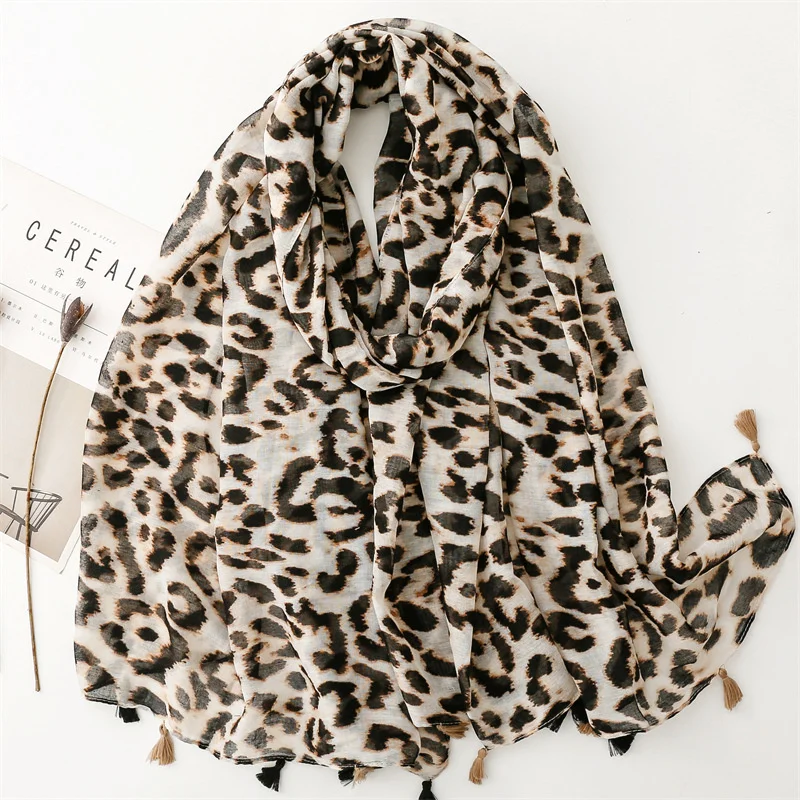 2024 New Fashion Luxury Leopard Print Ladies Women Scarf Female Cotton Linen Shawl Tassel Four Seasons Muslim Hijab 90*180cm