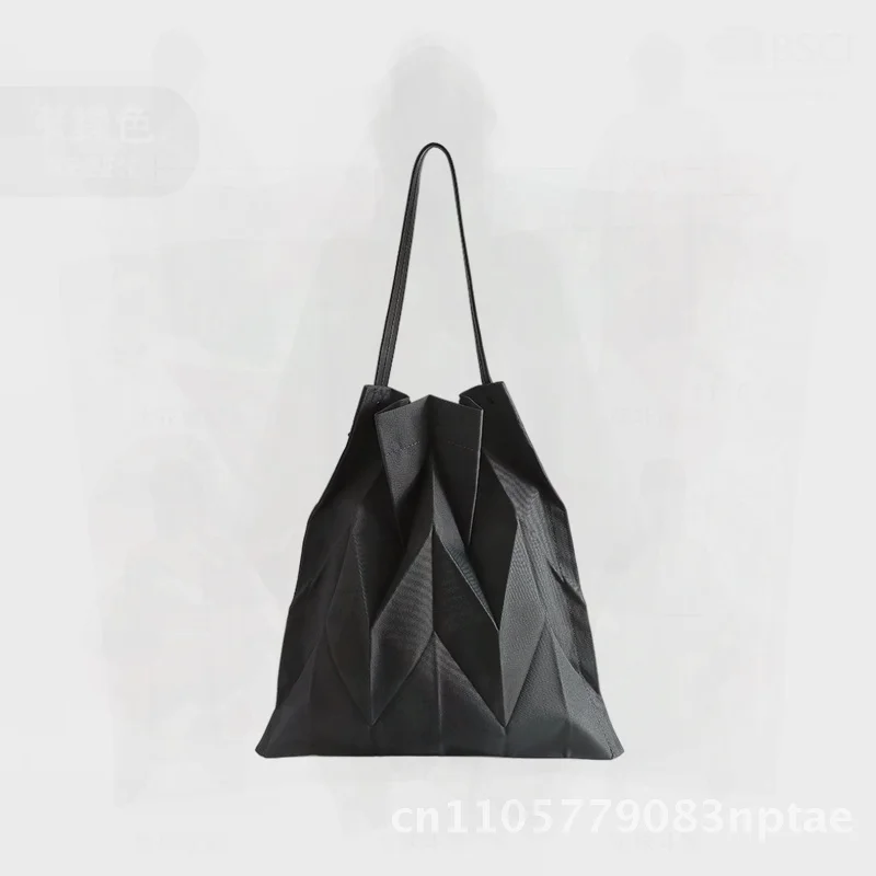 2024 Pleated Diamond Plaid Shoulder Bag Lightweight Folding Canvas Urban Minimalist Gray White Yellow Red Green Casual Handbag