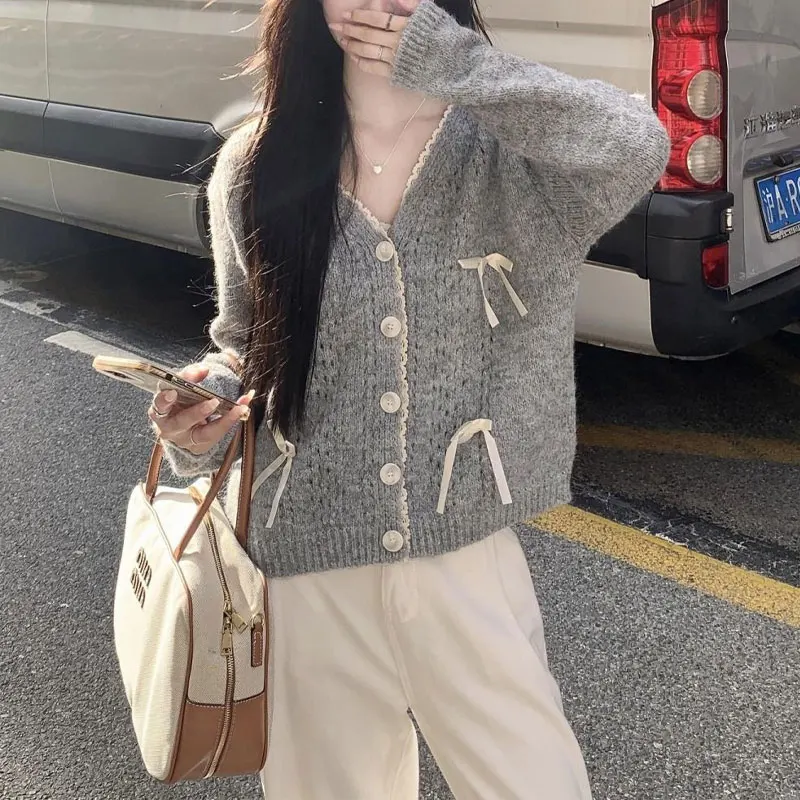 Sweet Lace Spliced Cardigan V-Neck Autumn Winter Casual Loose Knitted Female Clothing Fashion Bow Solid Color Korean Sweaters