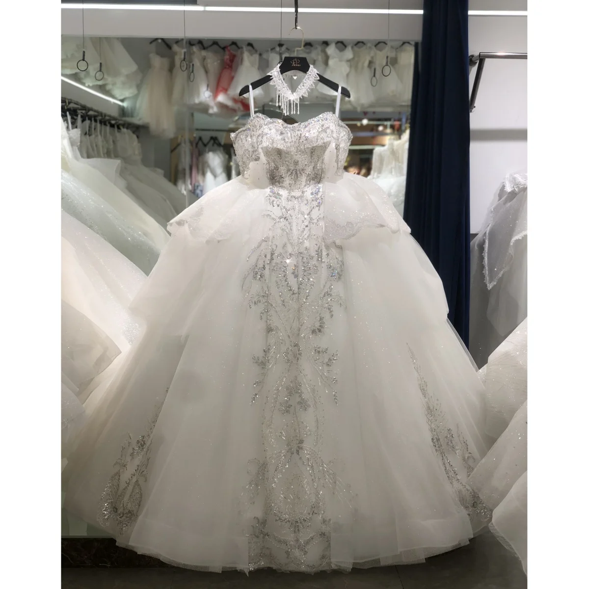 

kisswhite xlove Collection customized Princess popular off the shoulder puffy Wedding Dresses