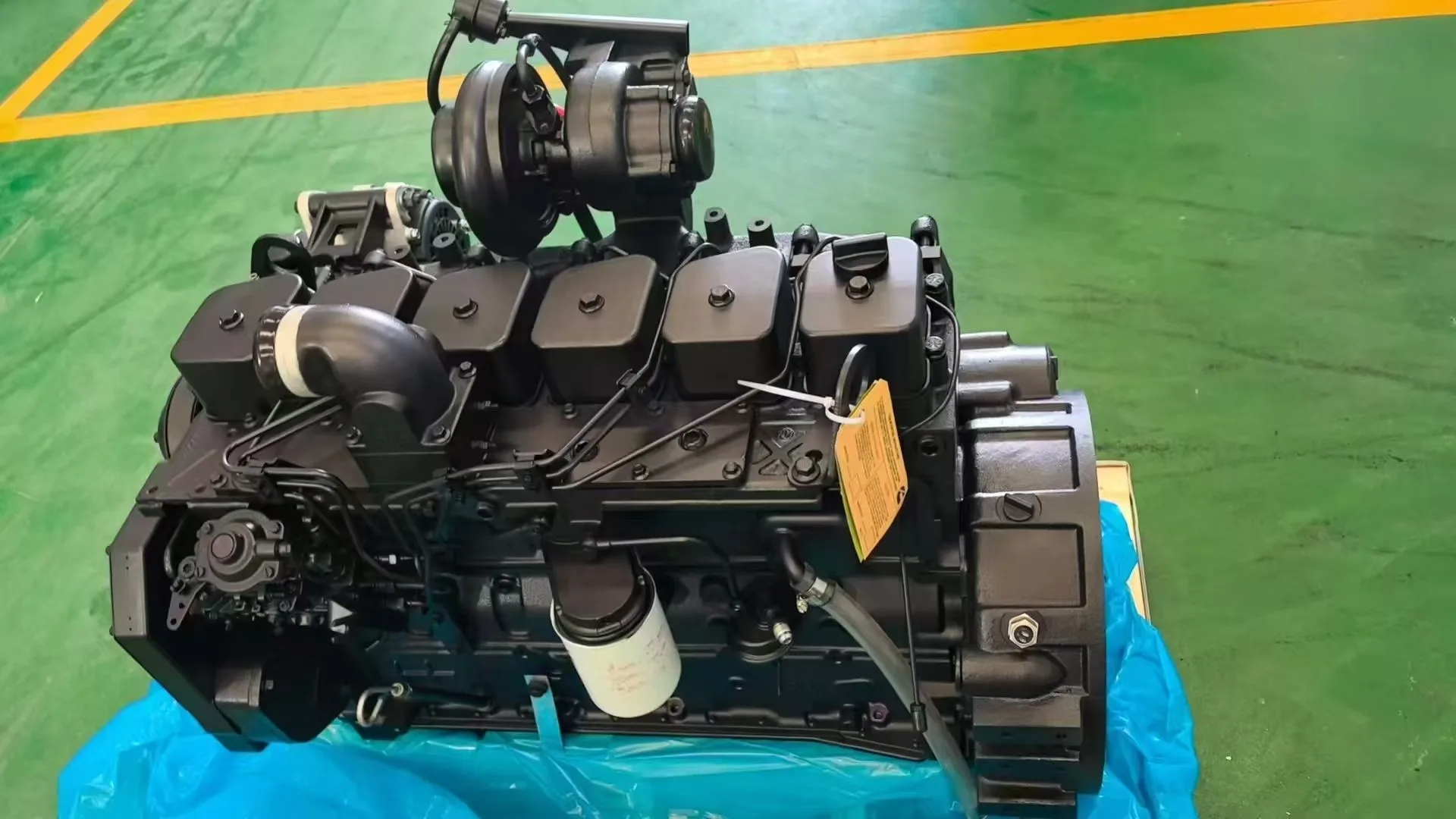The hot-selling new 6BT complete engine for 2026, the 6BT 5.9 engine, is suitable for excavators. 6BT 5.9 engine.