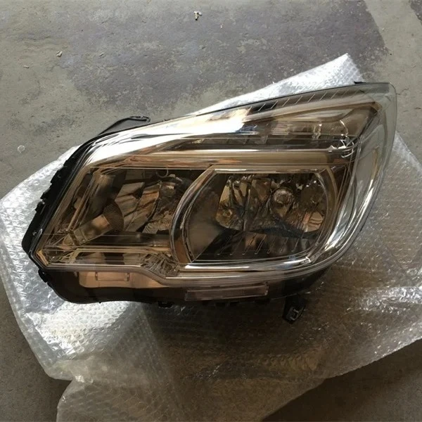 For New Hot Sale Good Quality Halogen Auto Car Head Lamp Headlight 6000K 6500 Lumens for Colorado 2012 S10