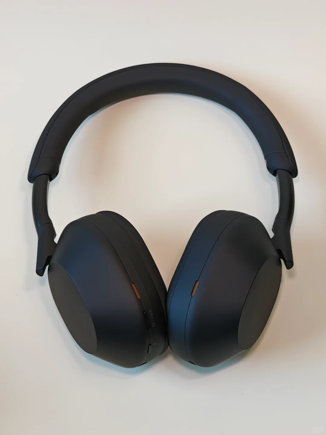 Sony-auriculares inalámbricos WH-1000XM5, audífonos con cancelación de ruido, batería de 30 horas, ajuste suave, procesador integrado de cuero V1 4, micrófonos negros 3