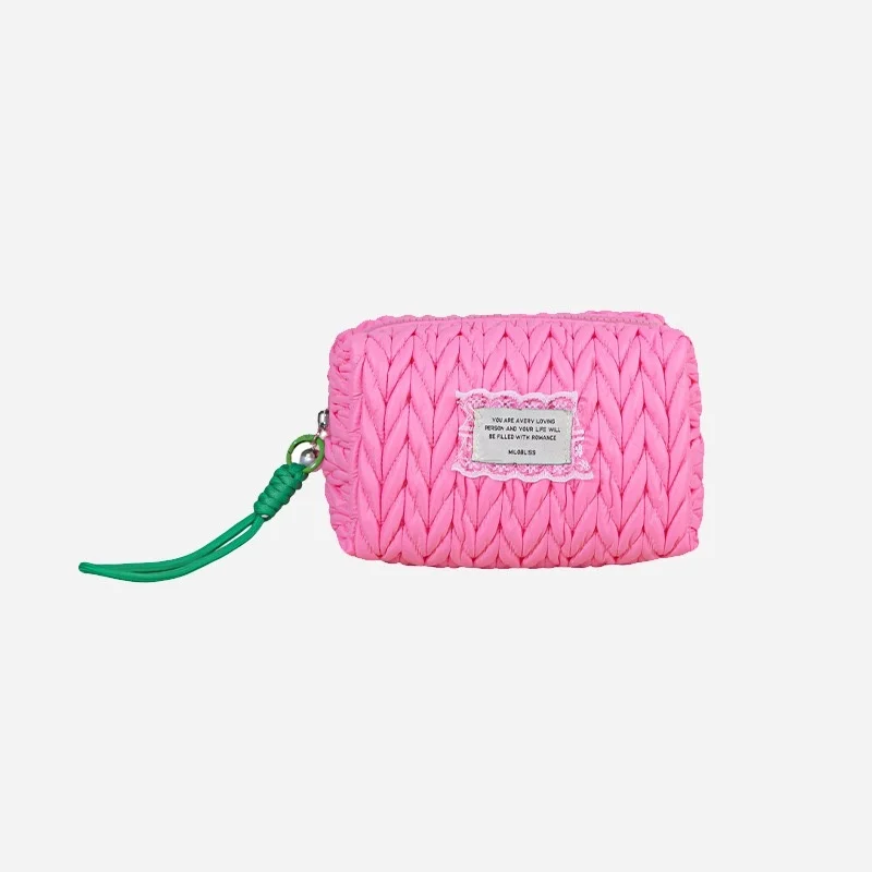 

Large-Capacity Wicker Makeup Bag Pleated Portable Toiletries Organizer Women's Cosmetic Pillow Bag Hot-Selling Storage Solution