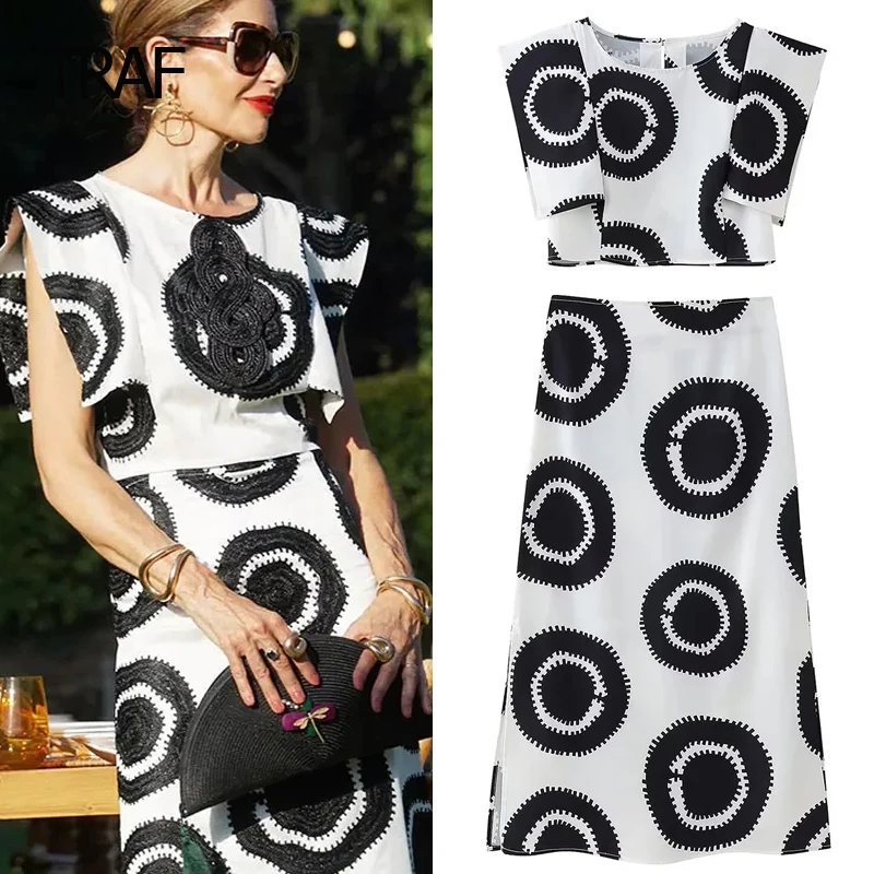 

TRAF Side Slit Skirt And Crop O-Neck Sleeveless Set Summer Outfits For Women 2024 Print Set New In Sets Chic Elegant Skirts Set