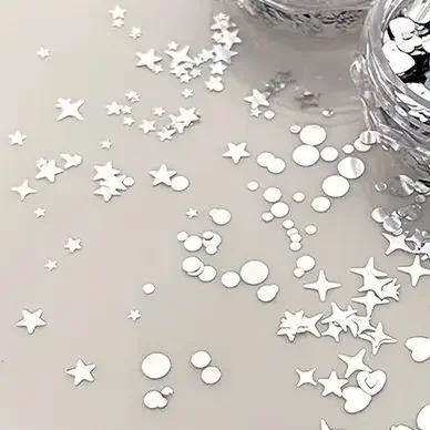 1 Słoik Błyszczących Srebrnych Cekinów Mieszane Kształty Gwiezdny Blask Miłość Gwiazda Plasterki Naklejki do Manicure Paillette Ozdoby Naklejki do Paznokci