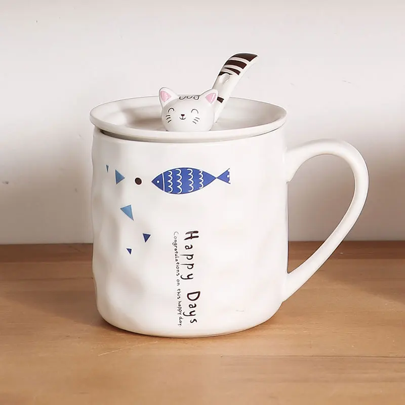 

Ceramic Coffee Mugs Cartoon Fish Painted Mug With 3D Cat Lid Spoon Drinking Cup Milk Beer Tea Juice Breakfast Cup Christmas Gift