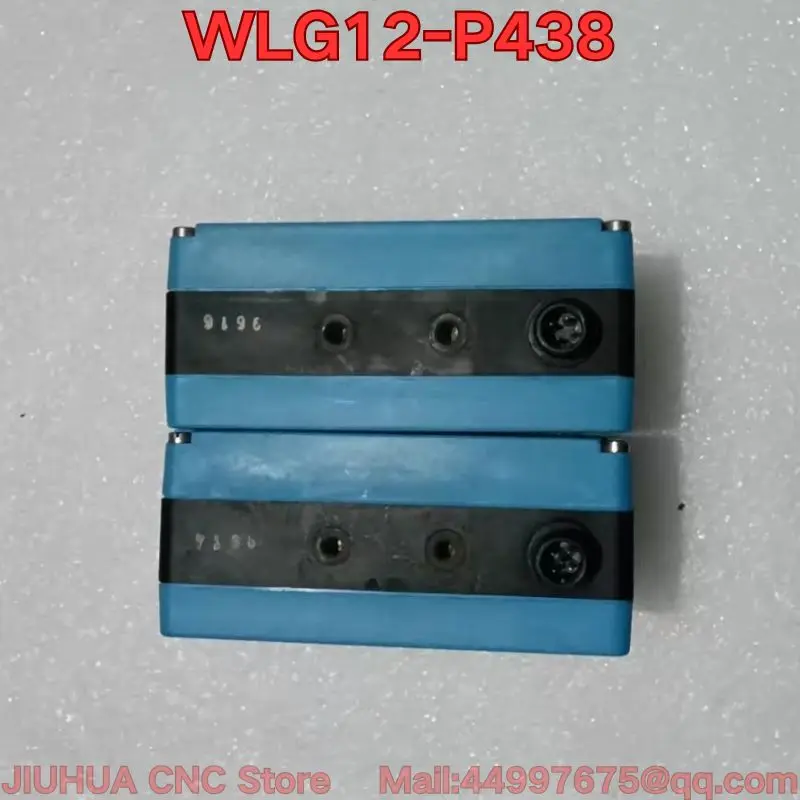 Second-hand WLG12-P438 photoelectric switch function test is normal Latest quotation in October 2026