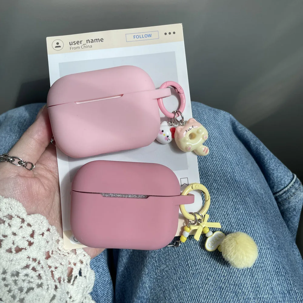 حافظة سماعة أذن من السيليكون الوردي لأجهزة AirPods Pro3 2025 مع سلسلة مفاتيح Hairball لأجهزة AirPods 1 2 3 4 Pro 2nd 3rd Gen حافظات ناعمة