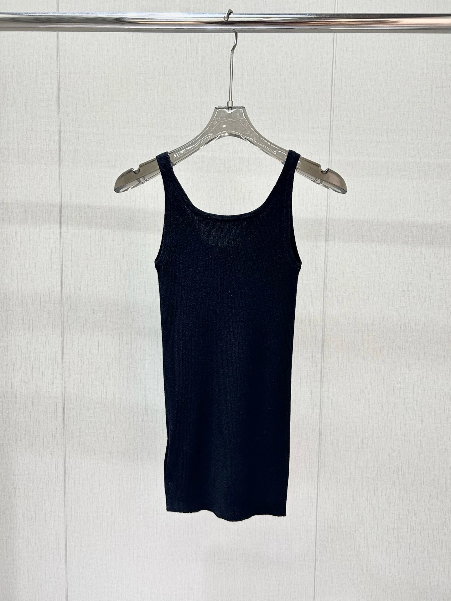 

Silk Letter Embroidery Slim Fit Knitted Tank Top Women's Commute Sle Inner Wear Regular Length Color Summer Piece