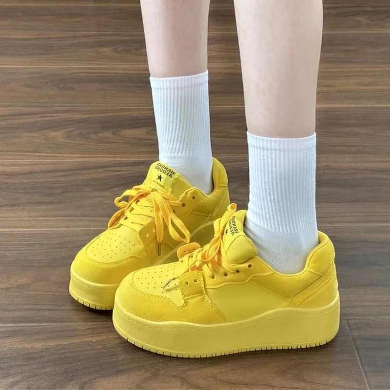 الدوبامين اللون مكتنزة أبي أحذية 2025 الخريف الشتاء المرأة منصة أحذية رياضية جريئة مشرق موضة المدربين غير رسميين #3