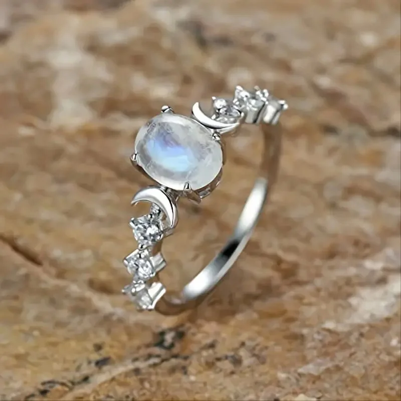 Huitan Blue/White Imitation Opal Moon Ring - Detail 2