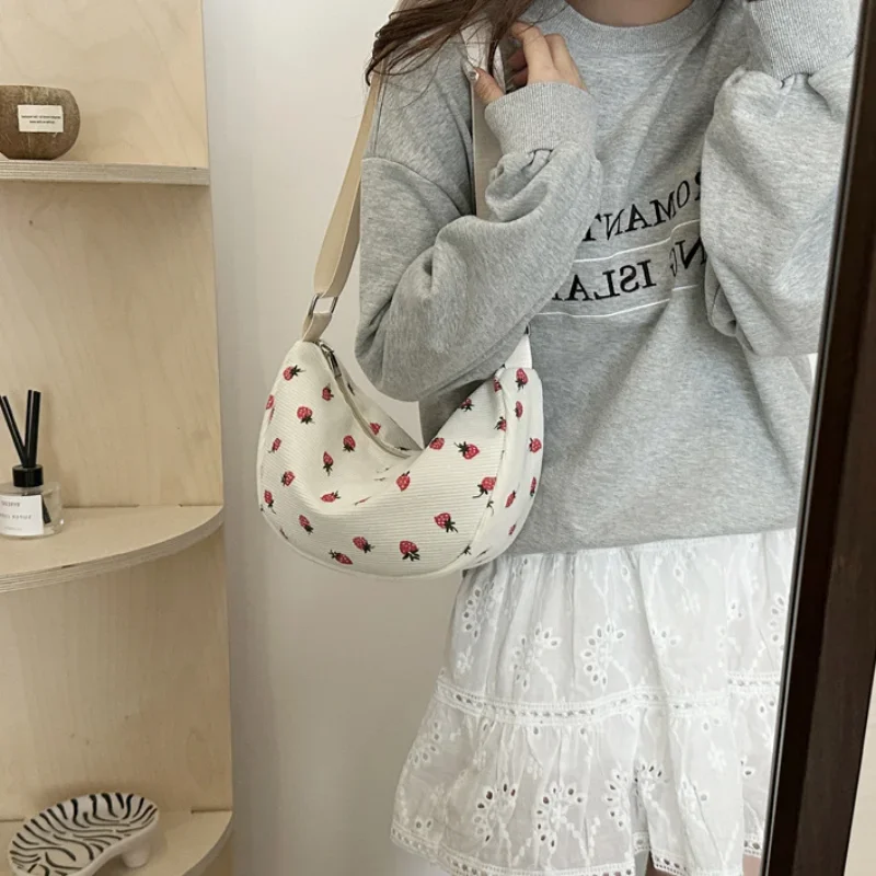 Strawberry Printing Shoulder Bag Popular Corduroy Sweet Women Crossbody Bag Student Pretty Shopping Travel Hobo Underarm Bag