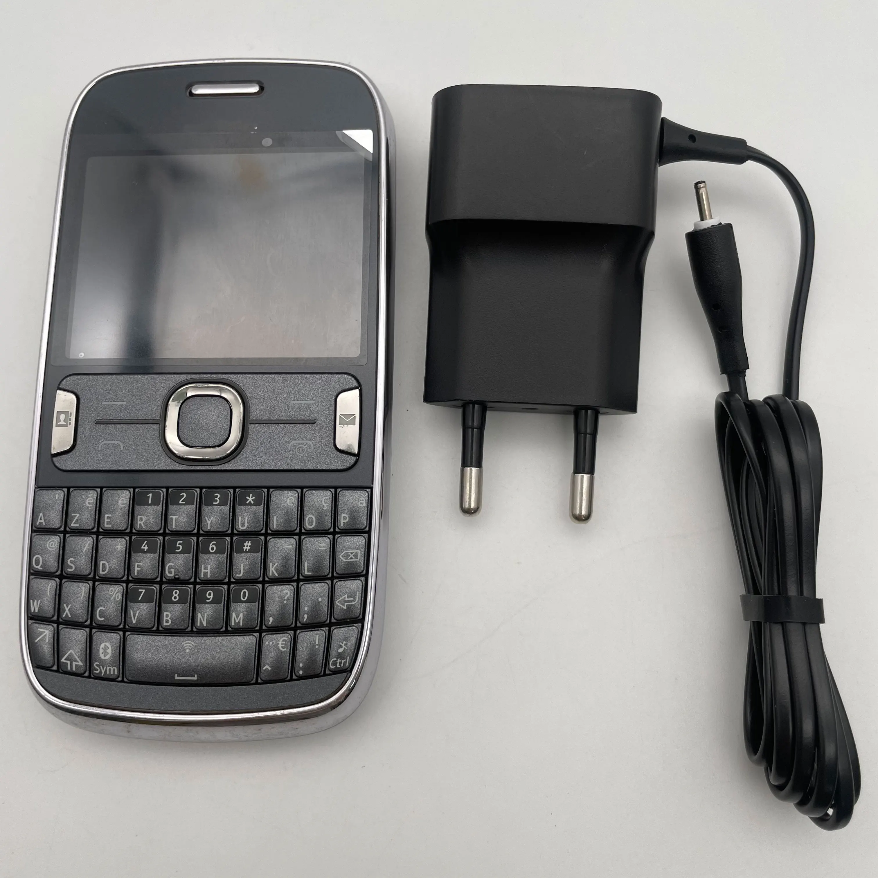 هاتف Asha 302 أصلي غير مقفول بشريحتين GSM 900/1800 مزود بتقنية البلوتوث ولوحة مفاتيح عربية روسية مصنوعة في فنلندا #5