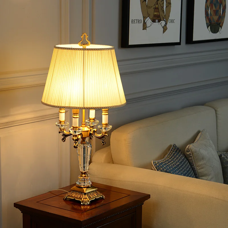 Newly Crystal Table Lamp Copper Color Bedroom Bedside Lamp Fashion Crystal Table Lamp D38cm H70cm Candle Style Decora Table Lamp
