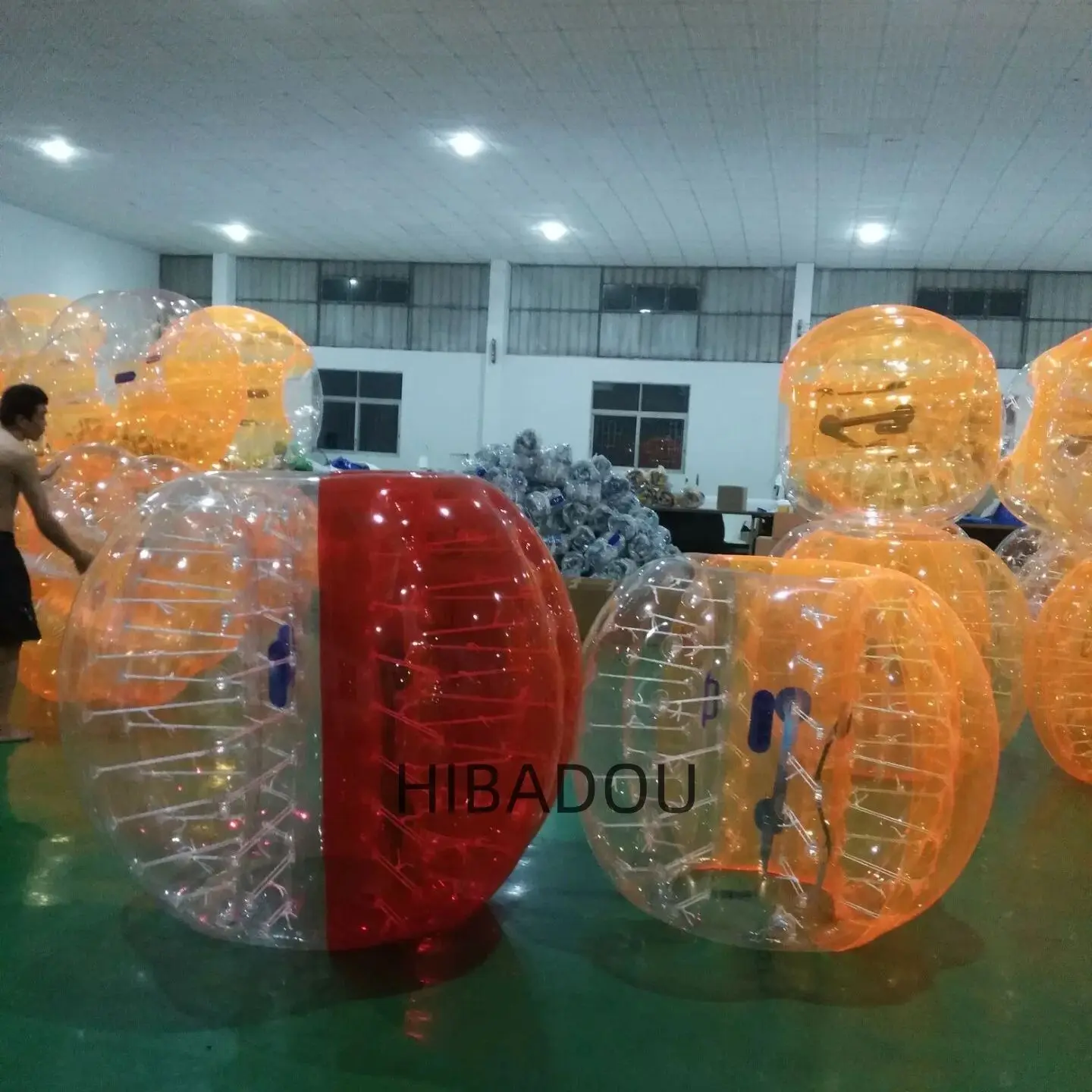 HIBADOU 레드 버블 축구공, TPU 인간 팽창식 범퍼 버블 볼, 팽창식 바디 Zorb 볼, 직경 5 인치 (1.5m)