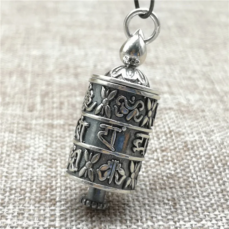 1 pieza de colgante con forma de rueda con la inscripción «Om Mani Padme Hum», un relicario para guardar recuerdos y oraciones, en plata de ley 925.