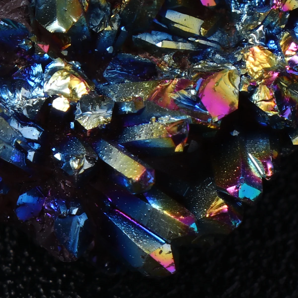 

1Pcs Colorful Crystal Cluster Desktop Ornament for Aquariums Computer Decor DIY Crafts Housewarming Gift 15G