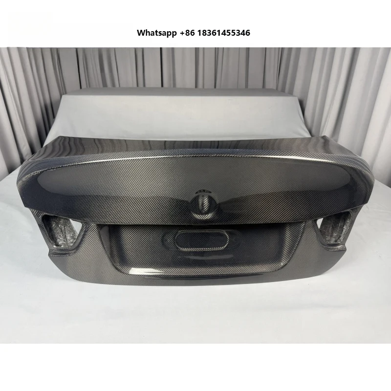 

For the M3 E90 CSL Upgrade Model. High-quality Carbon Fiber Trunk Lid Suitable