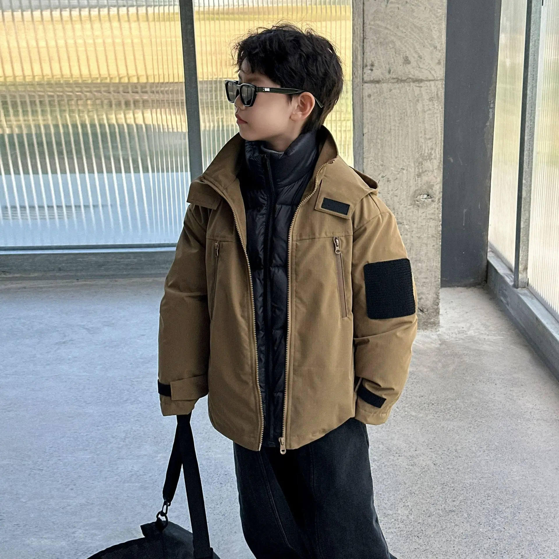 

Children's Clothing Boys' Set Autumn and Winter New Stormtrooper Jacket Down Inner Two Piece Set Thickened Children's Warmth