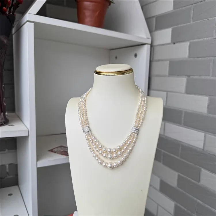 New natural pearl necklace with multi-layer short collarbone necklace