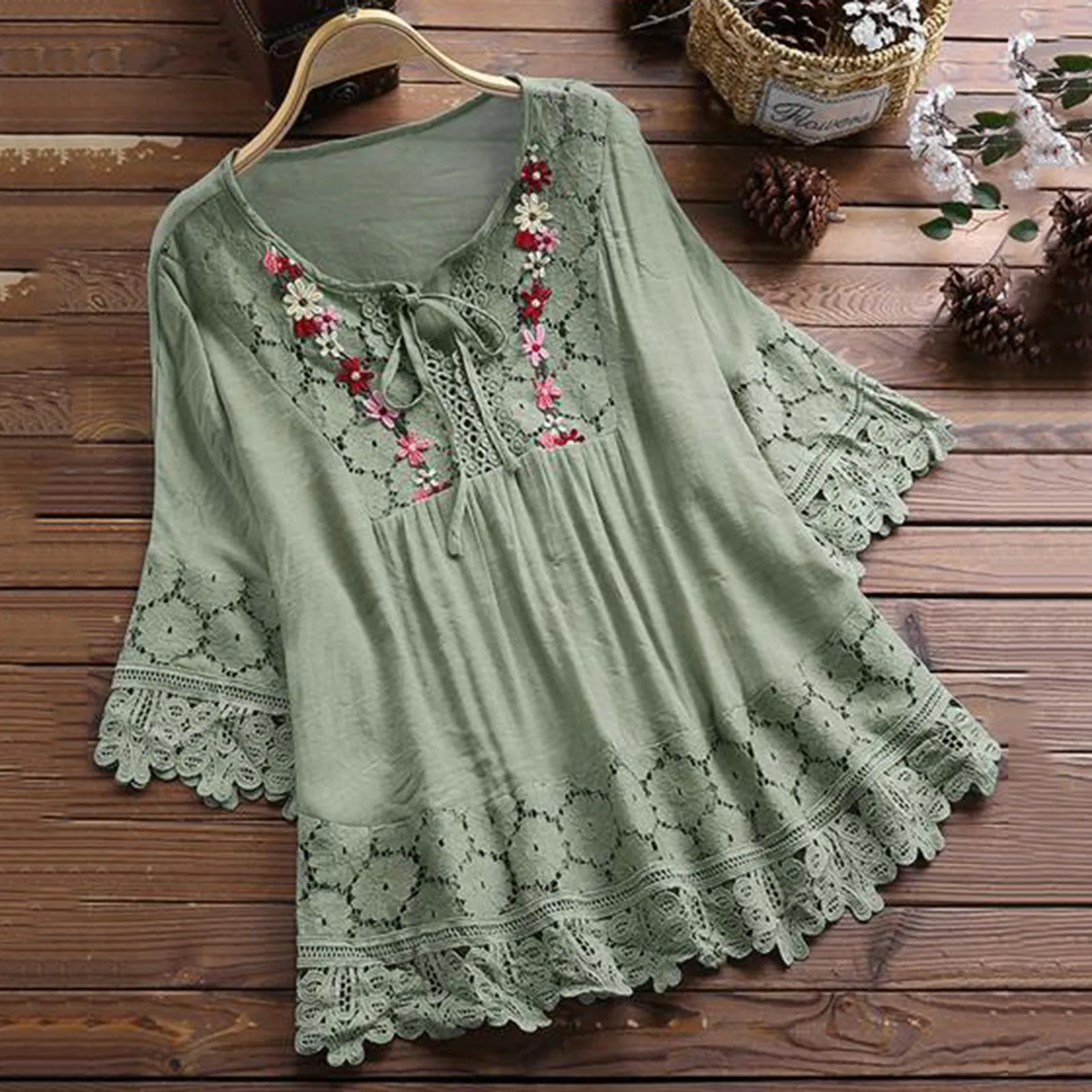 Women Lace Patchwork Vintage Blouse Fashion Bow Badage V-Neck Three Quarter Sleeve Casual Tops Summer oversized T-Shirt Blusas