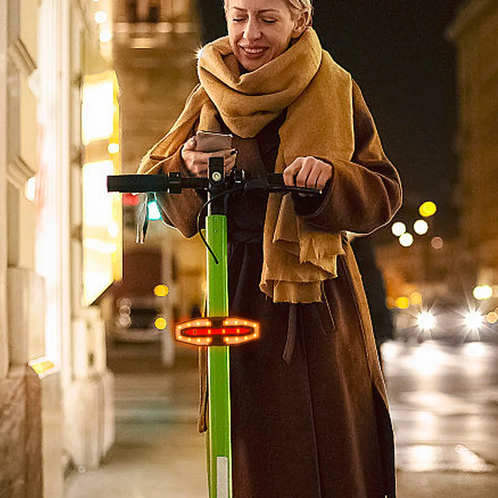 E-سكوتر تحذير السلامة الذيل ضوء USB قابلة للشحن مع جهاز التحكم عن بعد بدوره مصباح إشارة LED مقاوم للماء ل M365 Pro 2 MI 4 #3