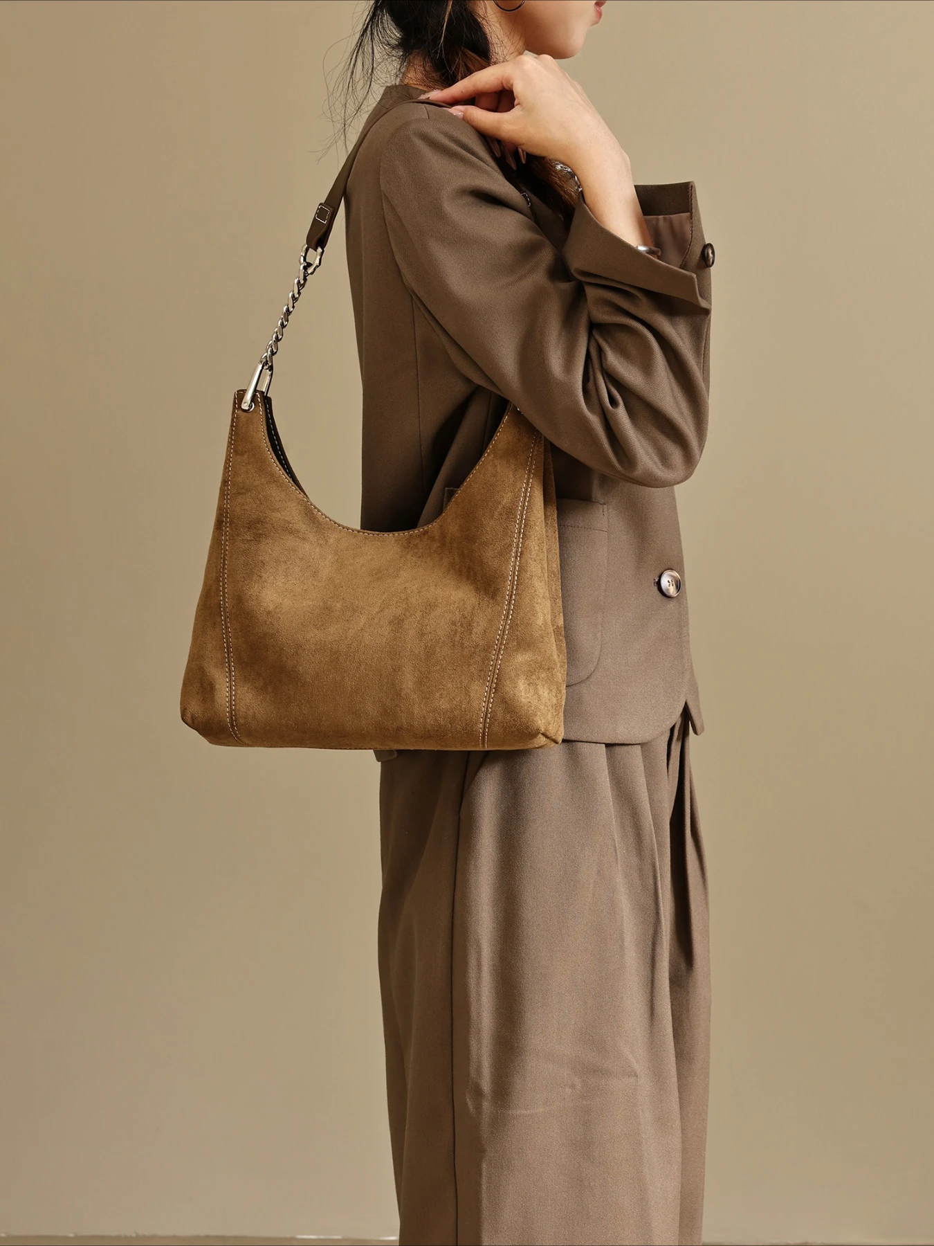 حقيبة كتف نسائية جديدة لخريف وشتاء 2025 على طراز ميلارد ذات سعة كبيرة #6