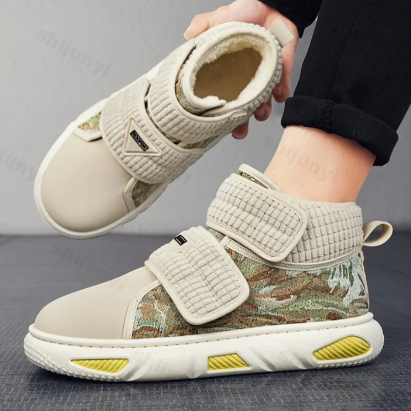 

2025 Winter New Embroidery Warm Thickern High Top Casual Shoes for Men's Fashion Versatile Plush Comfortable Chunky Cotton Boots