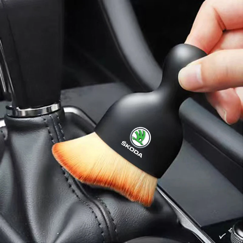 Herramienta de cepillo suave para limpieza Interior de coche, eliminador de polvo y paño de limpieza automático de doble cara para Skoda Octavia