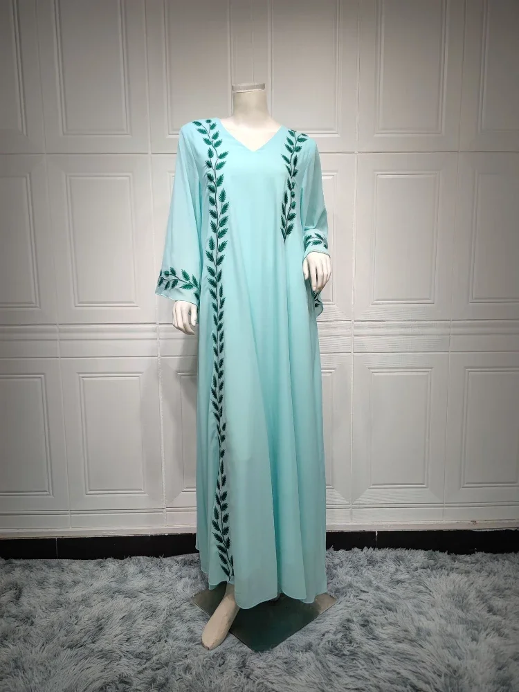 Summer Elegant Muslim Women Dress Women with Headscarf V Neck Embroidery Ankle Length Floral Moroccan Kaftan Casual Abaya 2023