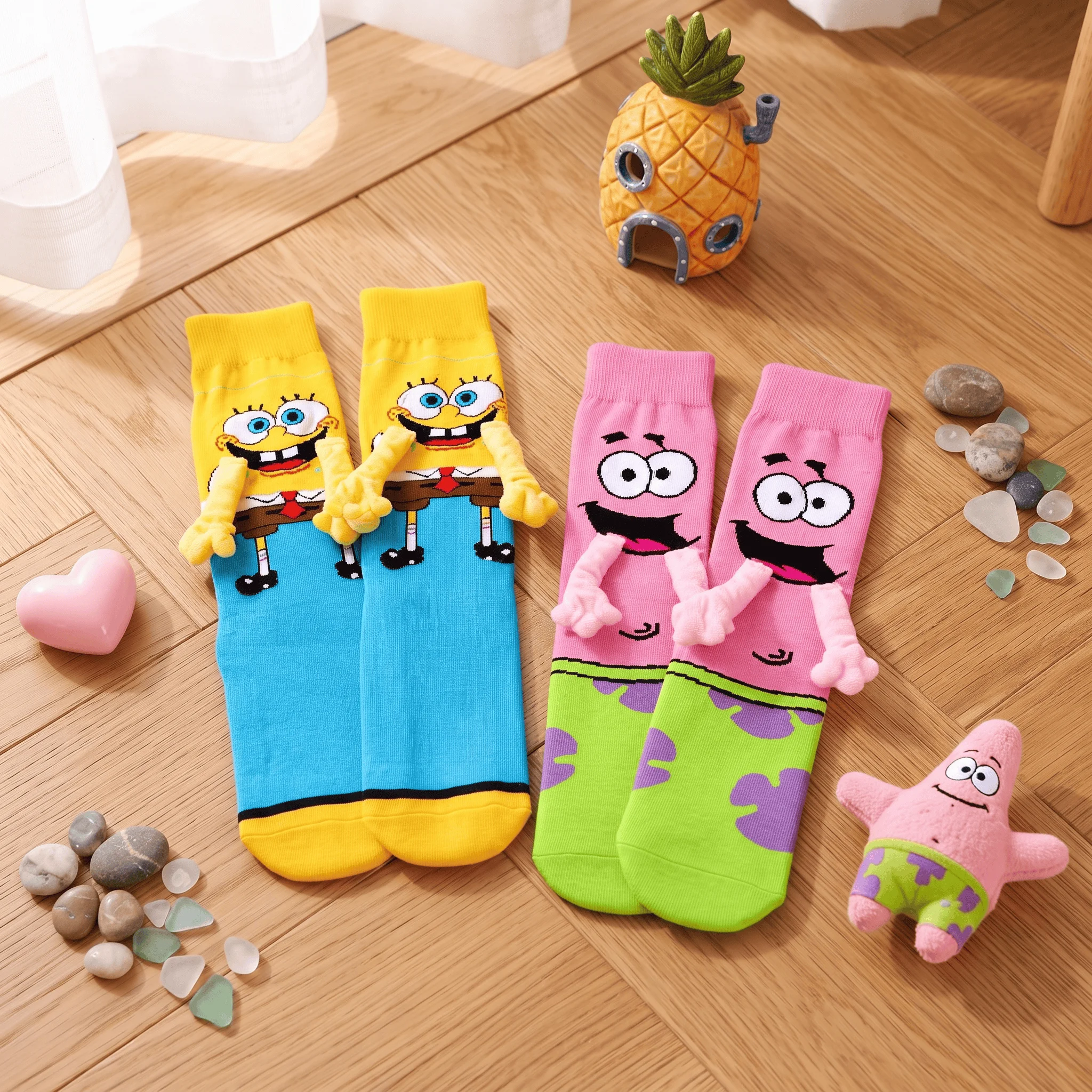 Kreative 3D Cartoon Socken SpongeBob & Patrick Händchen haltend Lustige Magnetische Crew-Socken aus Baumwolle Neuartiges Geschenk für Paare Streetwear – Detail 3