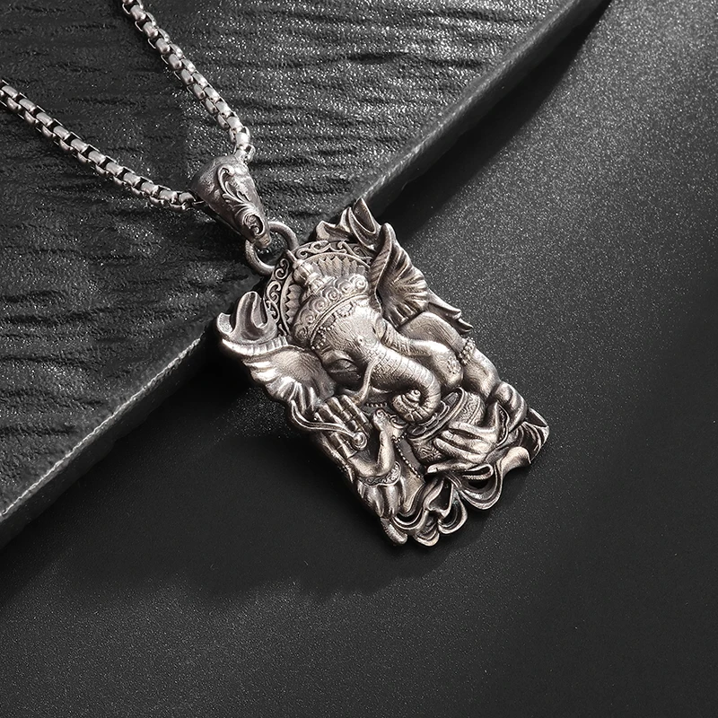 Retro Exquisite Elephant God Pendant Necklace Men and Women Fashion Wisdom God Fortune Amulet Jewelry Accessories