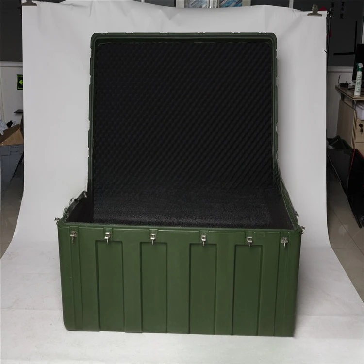 Verpackungsbox für Rotationsformgeräte. Große Ausrüstung und Instrumente, Materialtransportbox