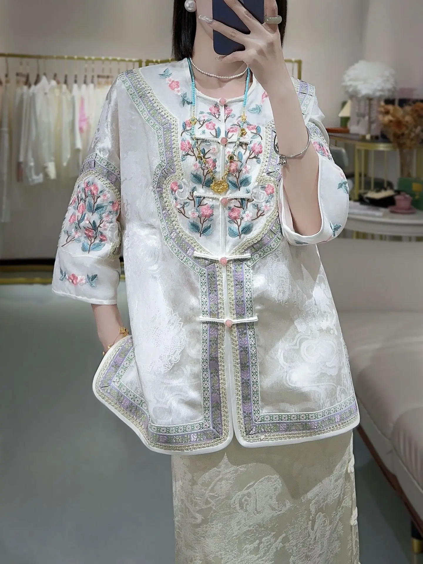 High-end Women Jacket Top Stitching Silk Embroidery Flowers Tang Suit Elegant Lady Loose Coat Female S-XXL image 4