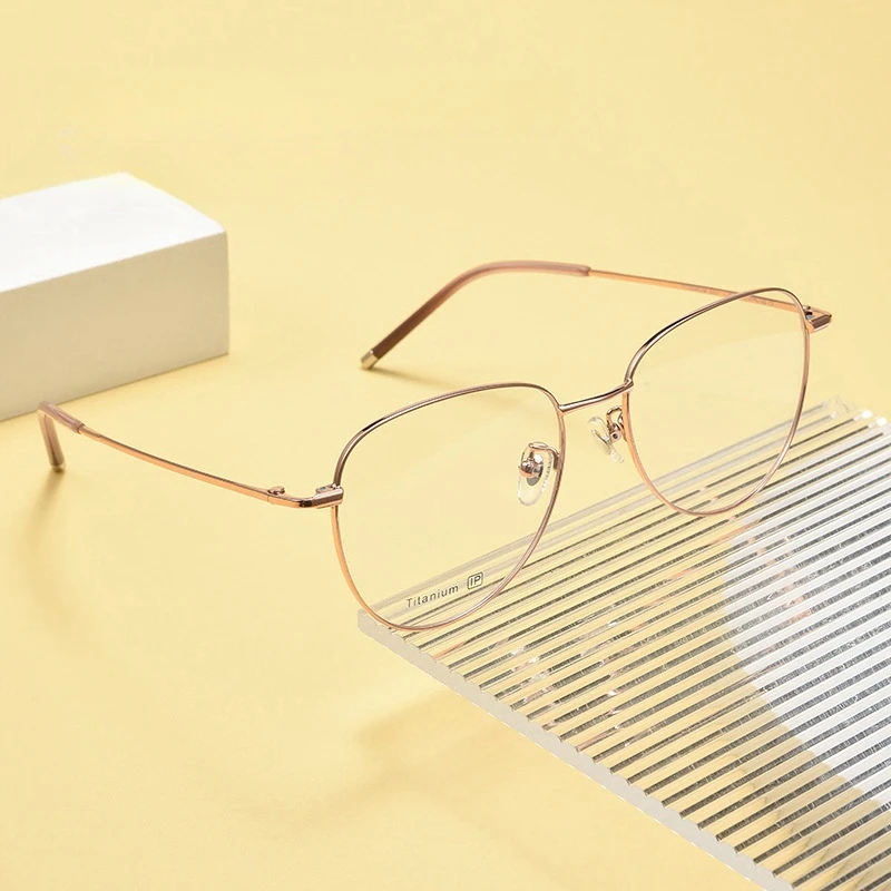 OLLYMURS ريترو البيضاوي النظارات الطبية البصرية للرجال والنساء خفيفة التيتانيوم موضة الطيار نظارات تصميم بسيط 8201