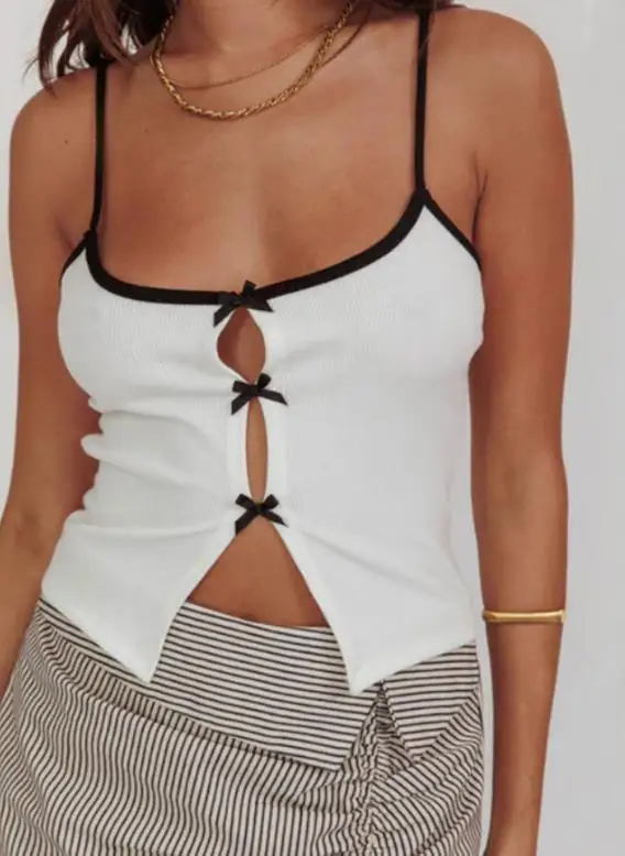 

2026 Spring/Summer New Women's Fashion, Sexy, Sweet and Spicy Style Tie up Top with Color Contrast, Slim fit Short Top