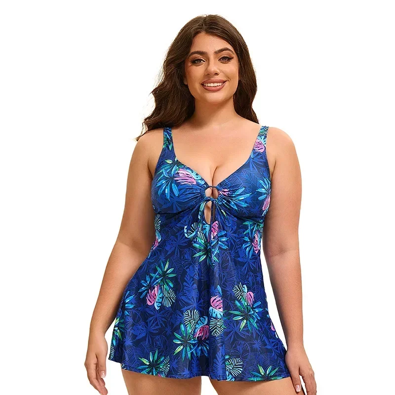 2025 New High Quality Summer Women's  Swimsuit Fashion Vacation  Leaf Print Tankini Shorts Two-piece Set