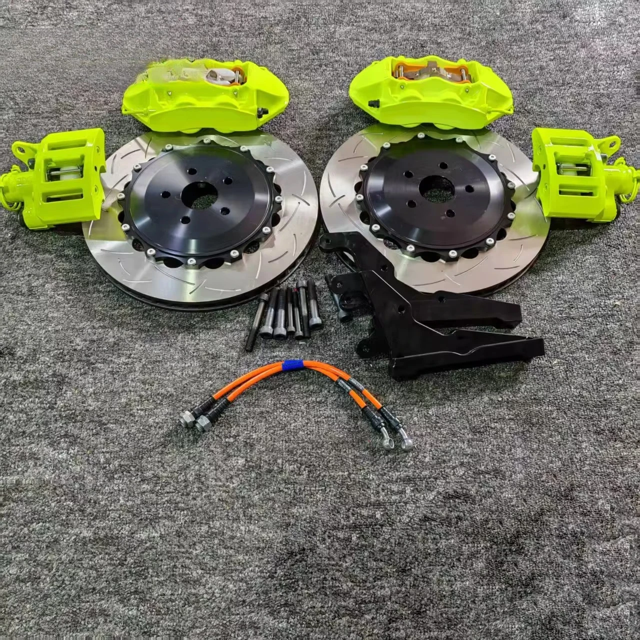 

Комплект 4-поршневых суппортов GT4 со стальными дисками, увеличенные тормозные суппорты, тормозные диски 355 мм, тормоза для 18-дюймовых колес для Toyota Corolla