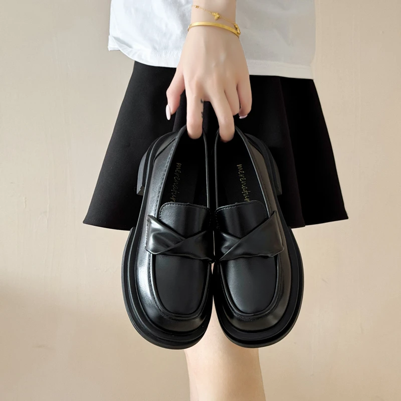 

Women's Leather Slip-On Shoes, Anti-Slip, Spring & Autumn Collection, British Style, Fashionable Flat Loafers,for Any Outfit