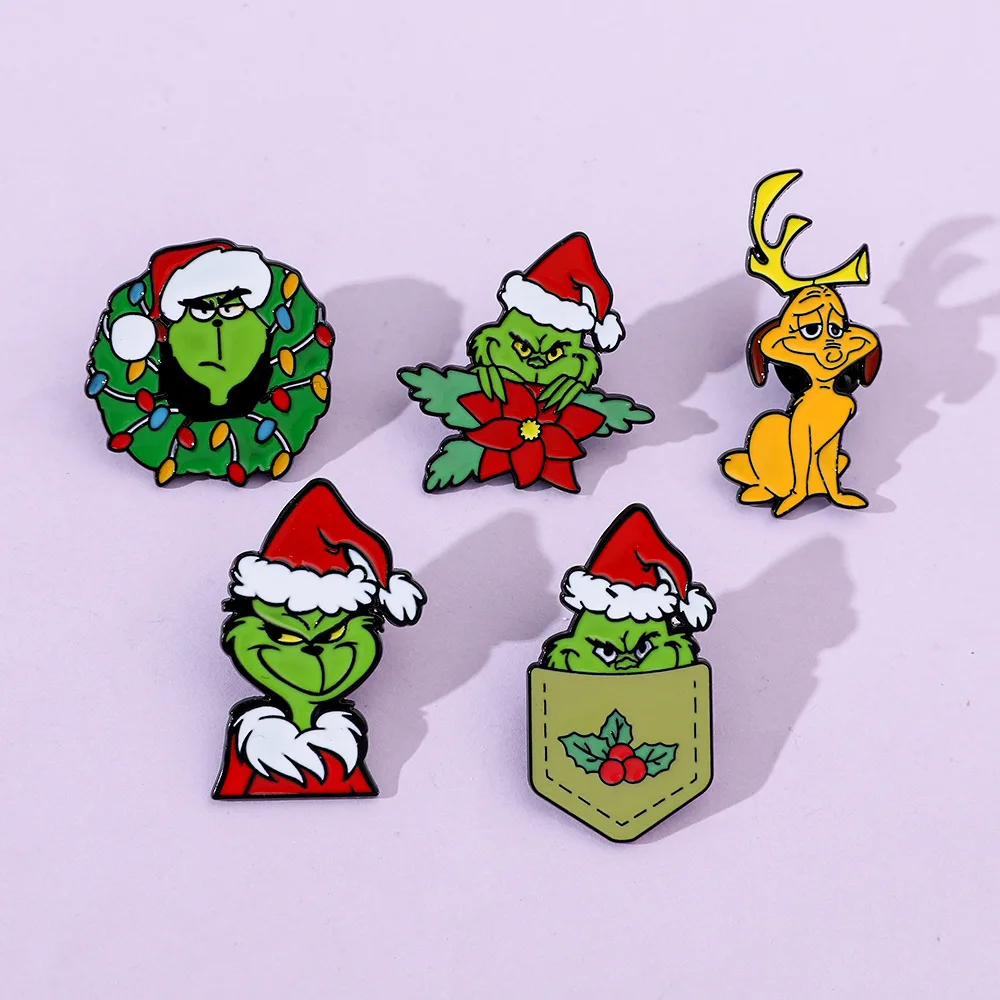 Christmas Hat Dog Metal Pin Funny Green Animal Movies Character Enamel Brooch Jewelry Backpack Badges Accessories Gift Wholesale