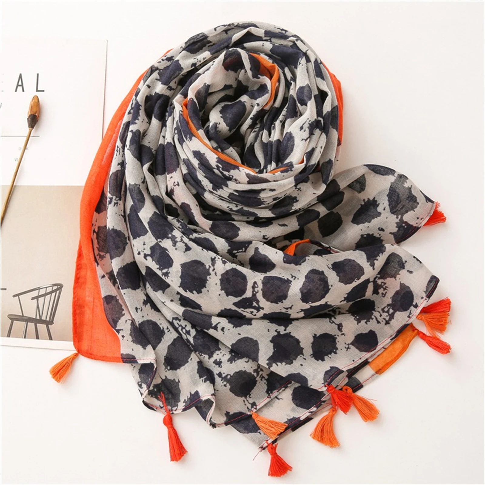 Popular 180X90cm Lrage Scarf The Four Seasons New Bandanna Luxury Design Print Warm Shawl Women Fashion Cotton And Linen Scarves