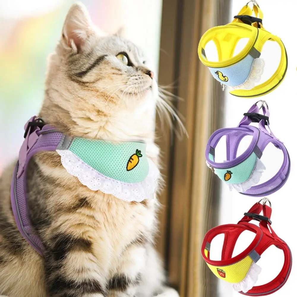 

Escape Proof Pet Harness and Leash Set Breathable Drool Bib Design Pet Harness Leash Easy To Wear Reflective