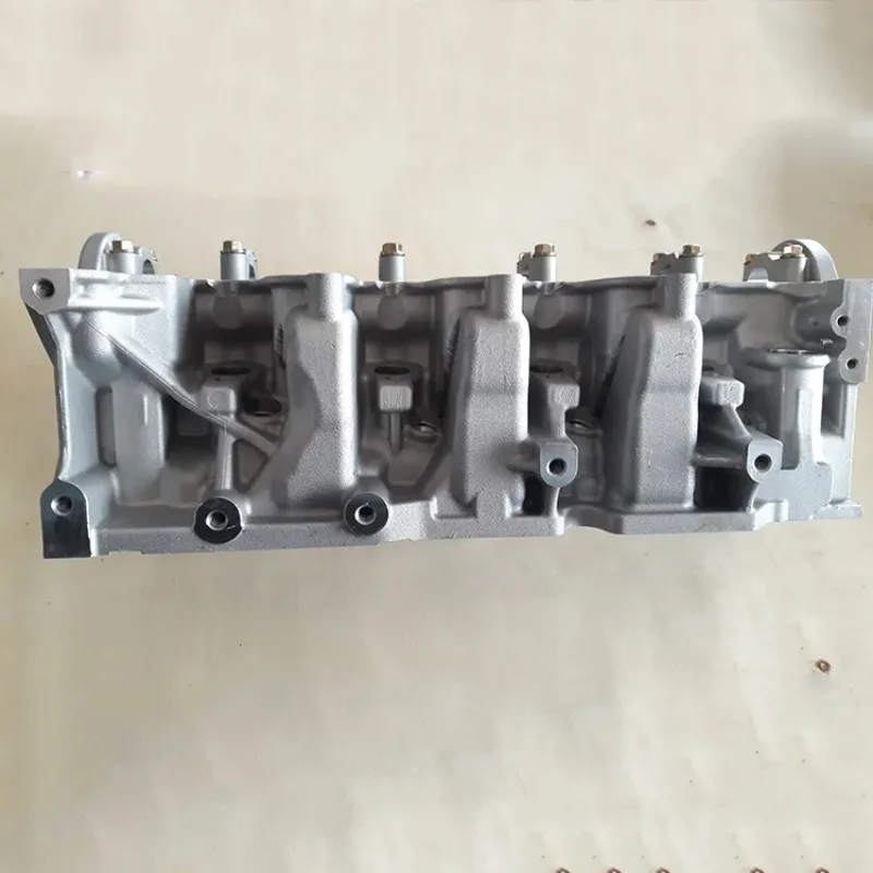 Diesel Engine Excavator Parts 110410442r Cylinder Head Assy