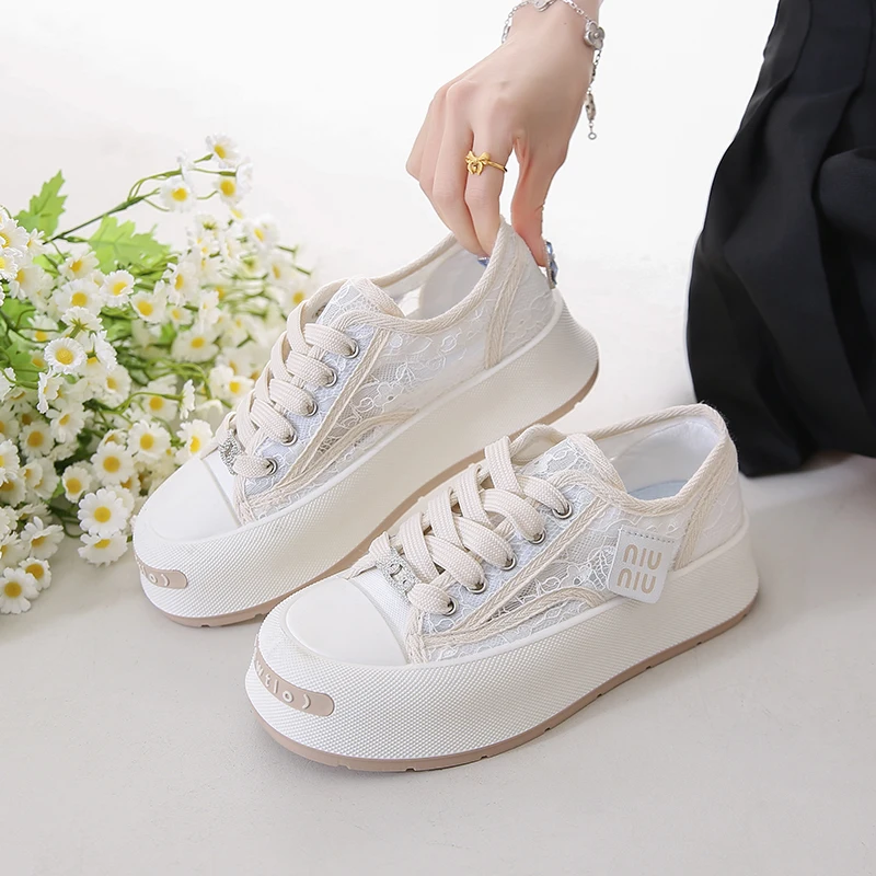 Women's Low Top Platform Skate Shoes Causal Dress Breathable Lightweight Non-Slip Sneakers Comfort Fit Walking Shoes for Lady