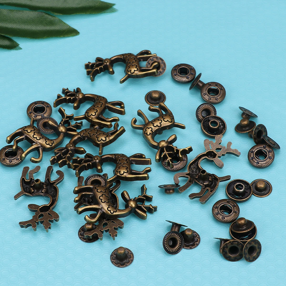 

10Sets Ancient Bronze Deer Snap Button Buckle Sturdy Zinc Alloy Craft Fasteners for Sewing Bag Clothes DIY Accessories