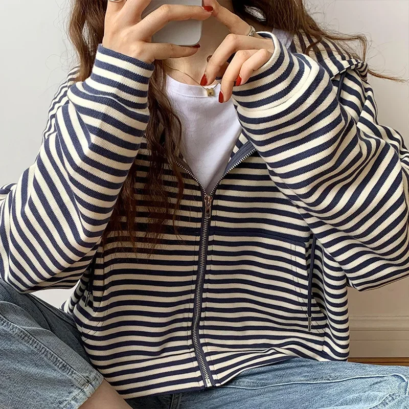 

Spring/Autumn Tide Striped Hooded Hoodie Coat Female Spring Korean Version Loose Zipper Long-sleeved Top Women's Sweatshirt